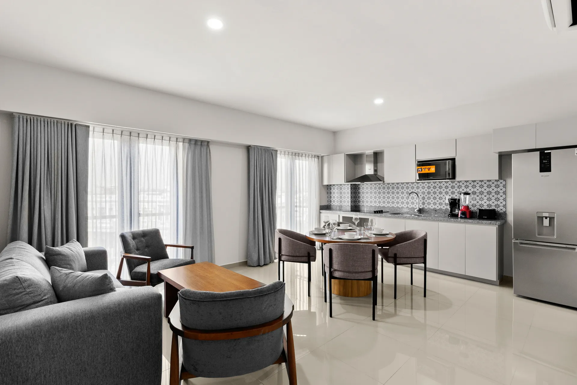2 Bedrooms Condo 1